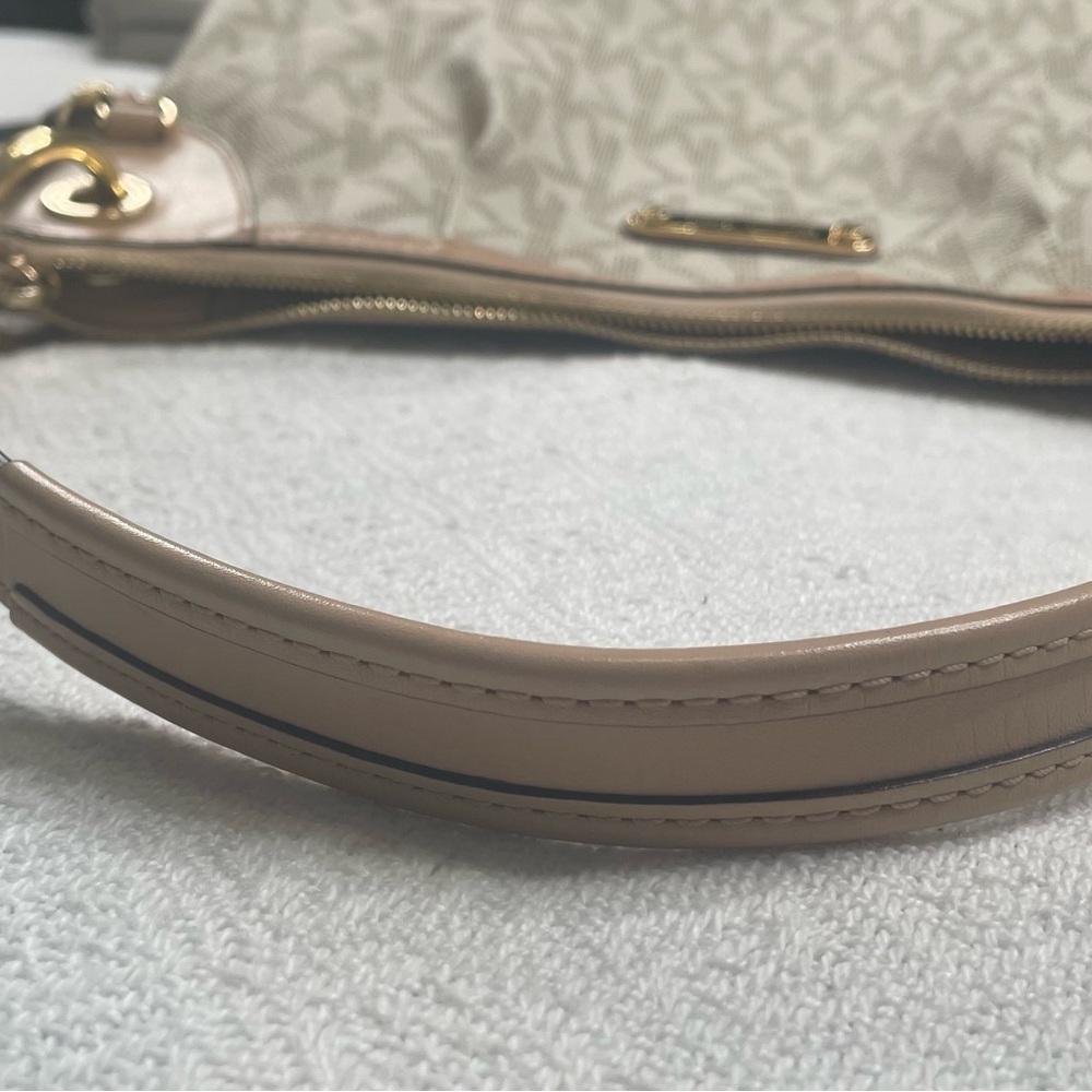 Michael‎ Kors Beige and Cream Women's Shoulder Bag~ Jet Set MK Logo - Picture 6 of 15